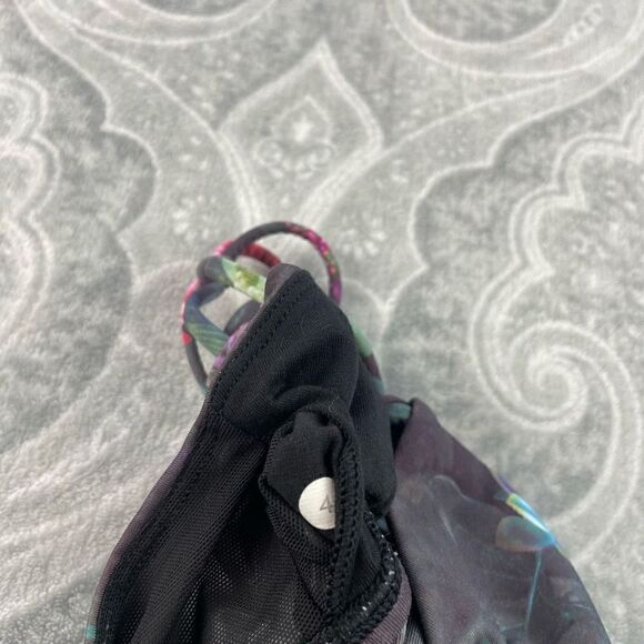 Womens Lululemon Alight Bra - Picture 5 of 5